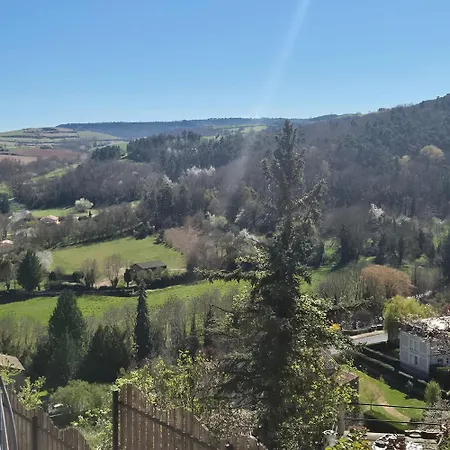 Дом отдыха La Cagna Montaigut-le-Blanc (Puy-de-Dome)
